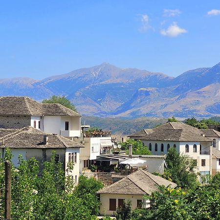 Marbi Guest House Gjirokastër Exteriör bild